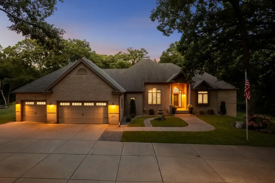 679 Oakgreen Avenue Court N, West Lakeland, MN 55082 - #2