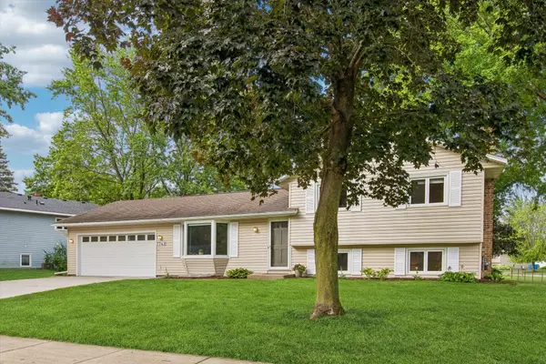 7743 Countryside Drive, Bloomington, MN 55438