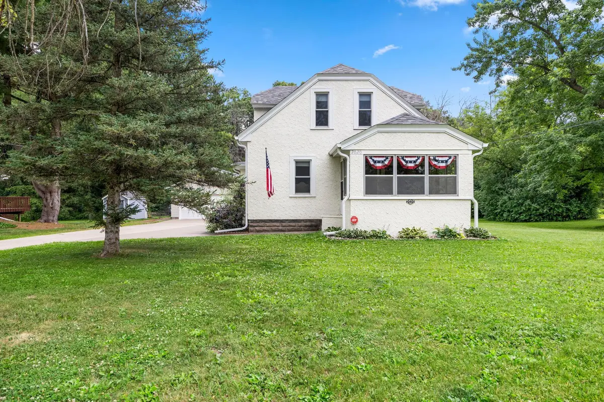 2020 Margaret Street N, North Saint Paul, MN 55109 - #1