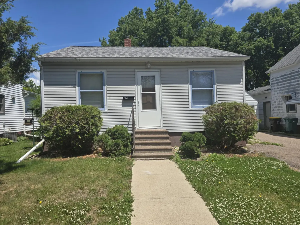 401 Willow Street, Fairmont, MN 56031 - #1