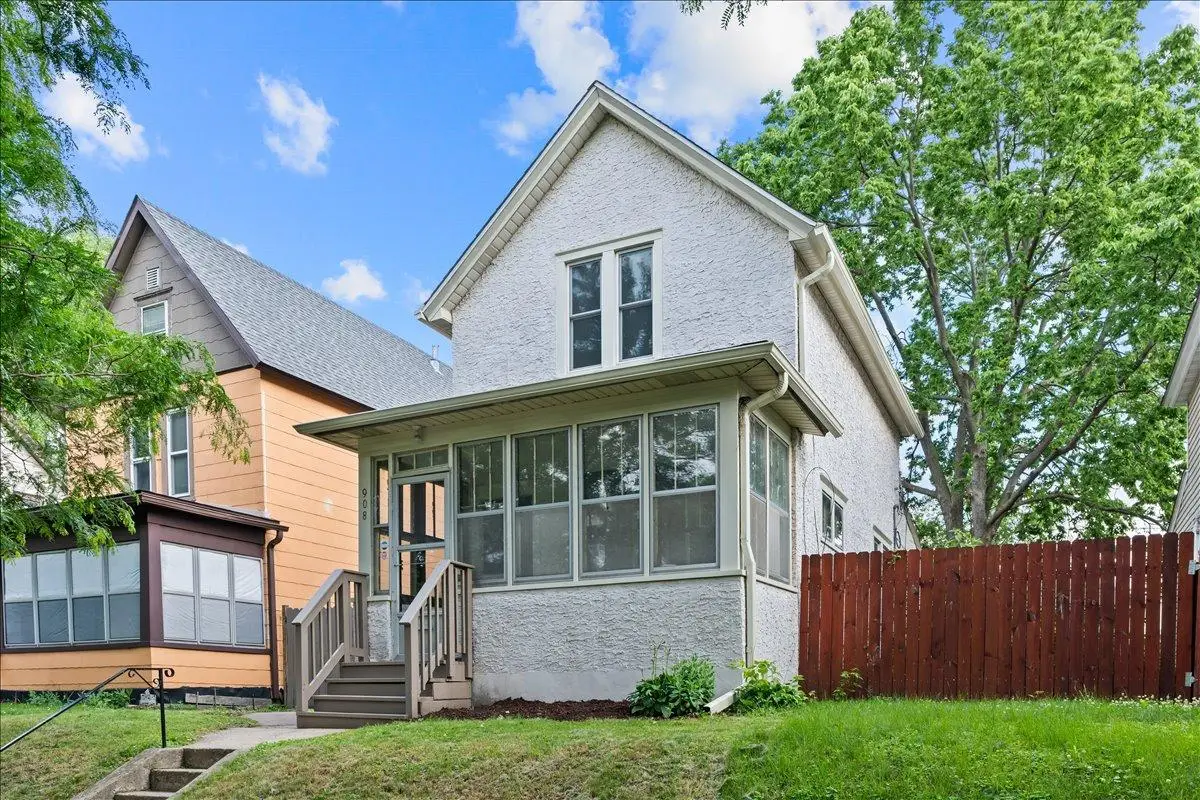 908 Sherburne Avenue, Saint Paul, MN 55104 - #1