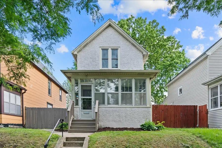 908 Sherburne Avenue, Saint Paul, MN 55104 - #2