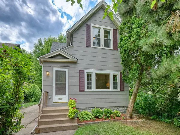 1510 2nd Street Ne, Minneapolis, MN 55413