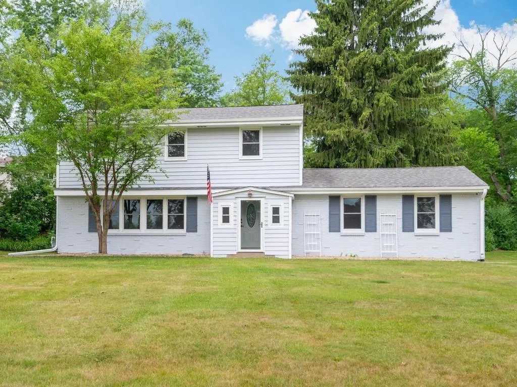 8108 Ensign Curve, Bloomington, MN 55438 - #1