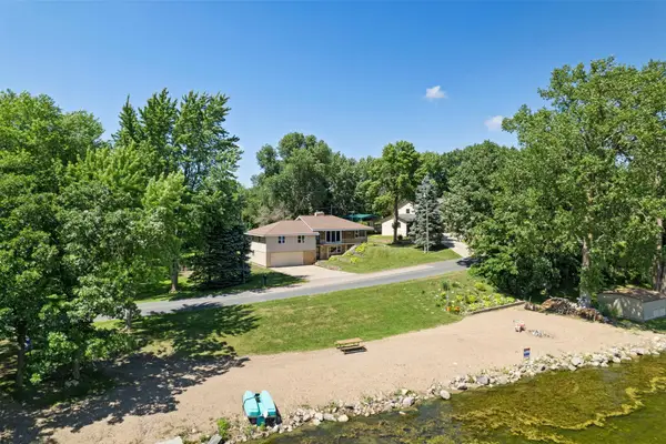11040 N Shore Road, Waconia, MN 55387