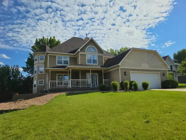 1851 22nd Avenue Ne, Rochester, MN 55906