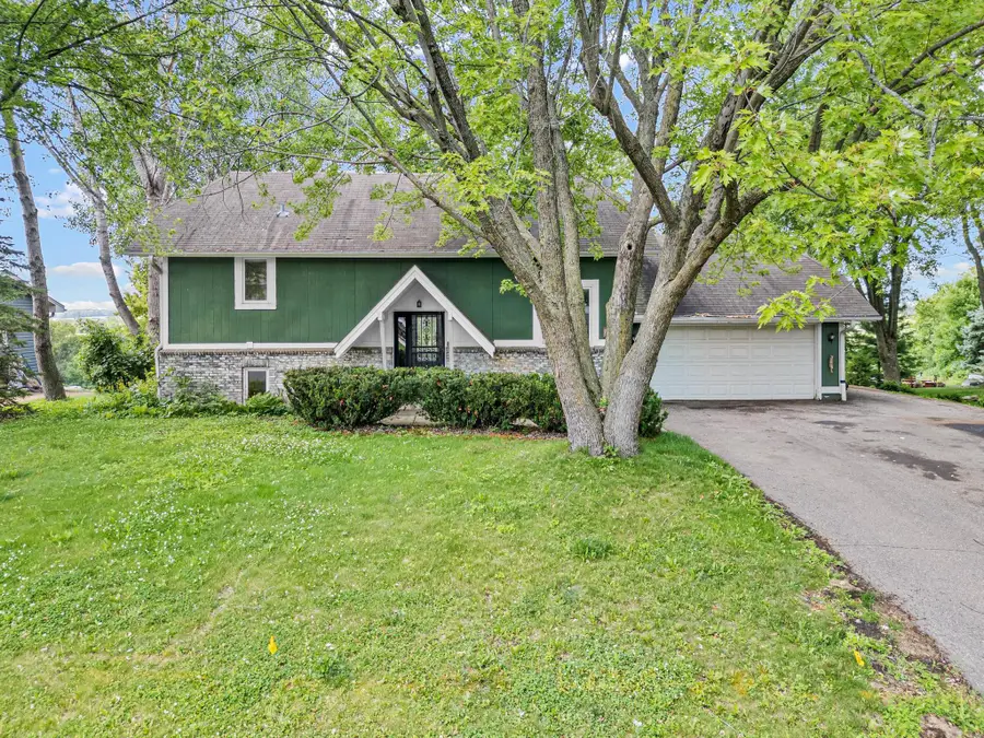 8955 Hilltop Drive, Saint Bonifacius, MN 55375 - #3