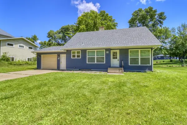 607 Maplewood Drive Se, Pelican Rapids, MN 56572