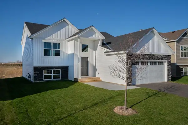 345 Roberts Avenue Nw, Delano, MN 55328