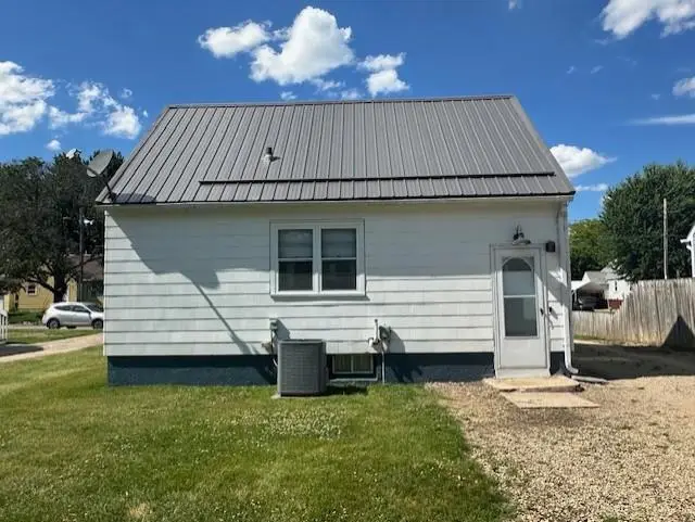 810 14th Avenue Se, Austin, MN 55912 - #3