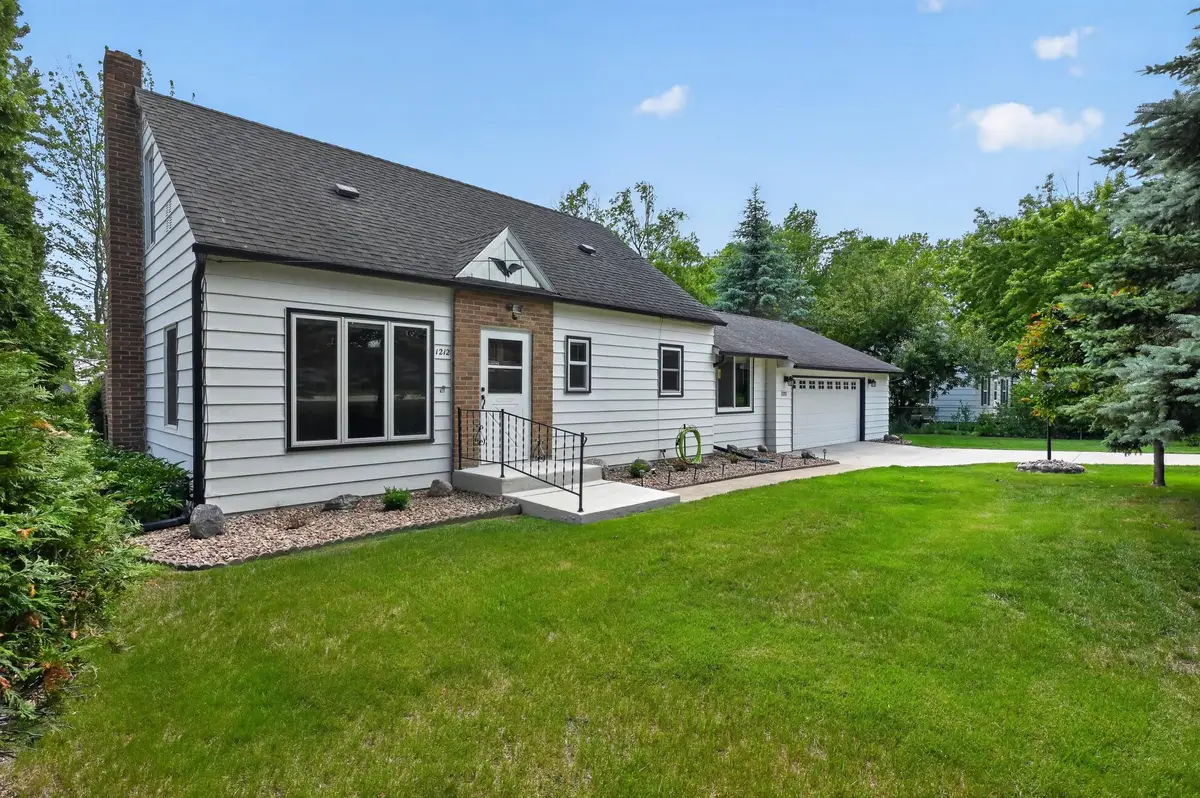 1212 Latoka Drive Sw, Alexandria, MN 56308 - #1