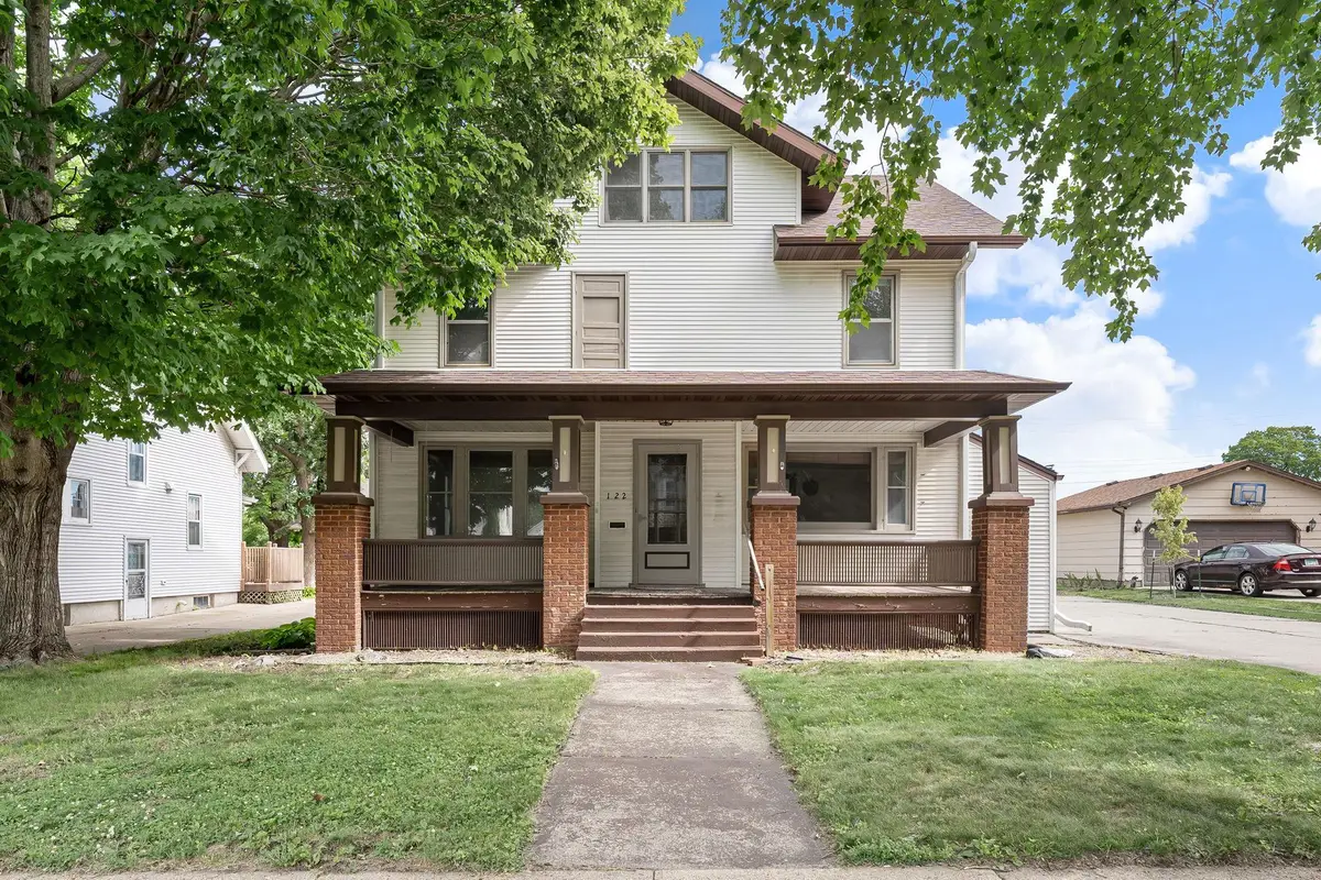 122 E Rice Street, Owatonna, MN 55060 - #1
