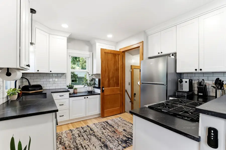 3040 19th Avenue S, Minneapolis, MN 55407 - #2