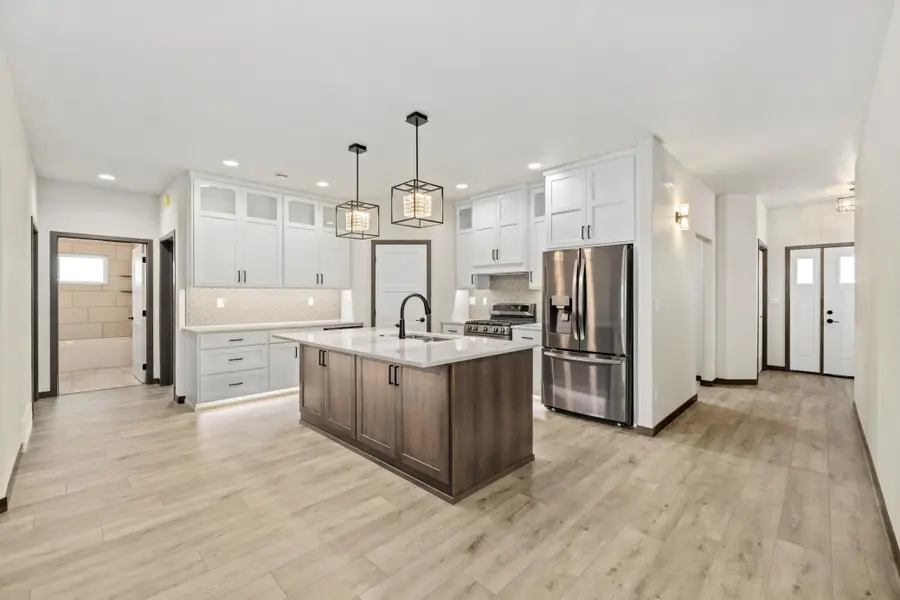 927 Maple Street, Kindred, ND 58051 - #2