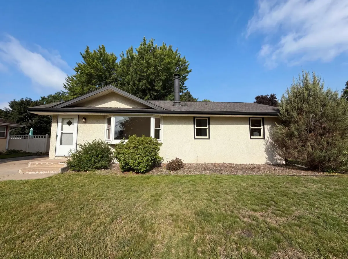 6180 6th Street Ne, Fridley, MN 55432 - #1