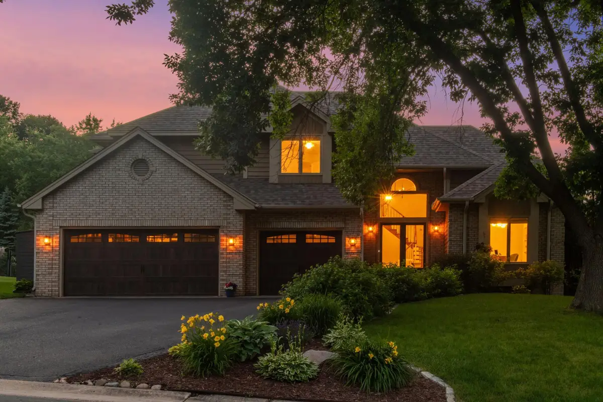 800 Fox Court, Chanhassen, MN 55317 - #1