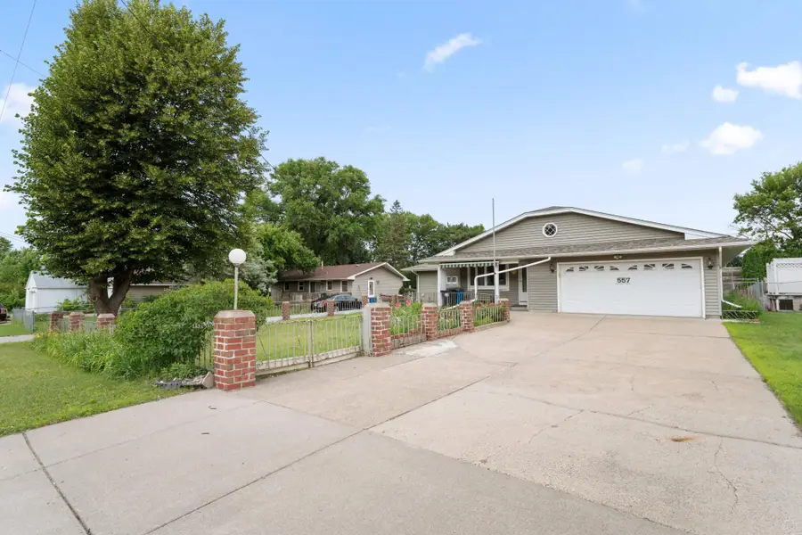 557 Cheri Lane Ne, Fridley, MN 55421 - #2