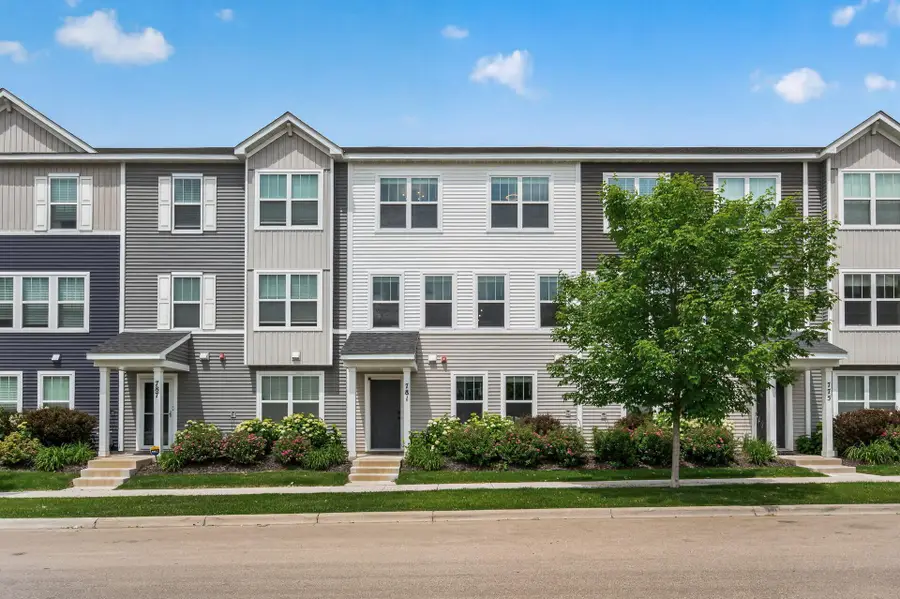 781 Midtown Lane, New Brighton, MN 55112 - #2