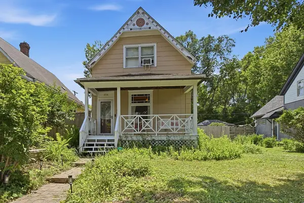 234 Sidney Street E, West Saint Paul, MN 55107