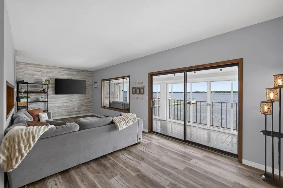 43 2nd Avenue Se #202, Forest Lake, MN 55025 - #3