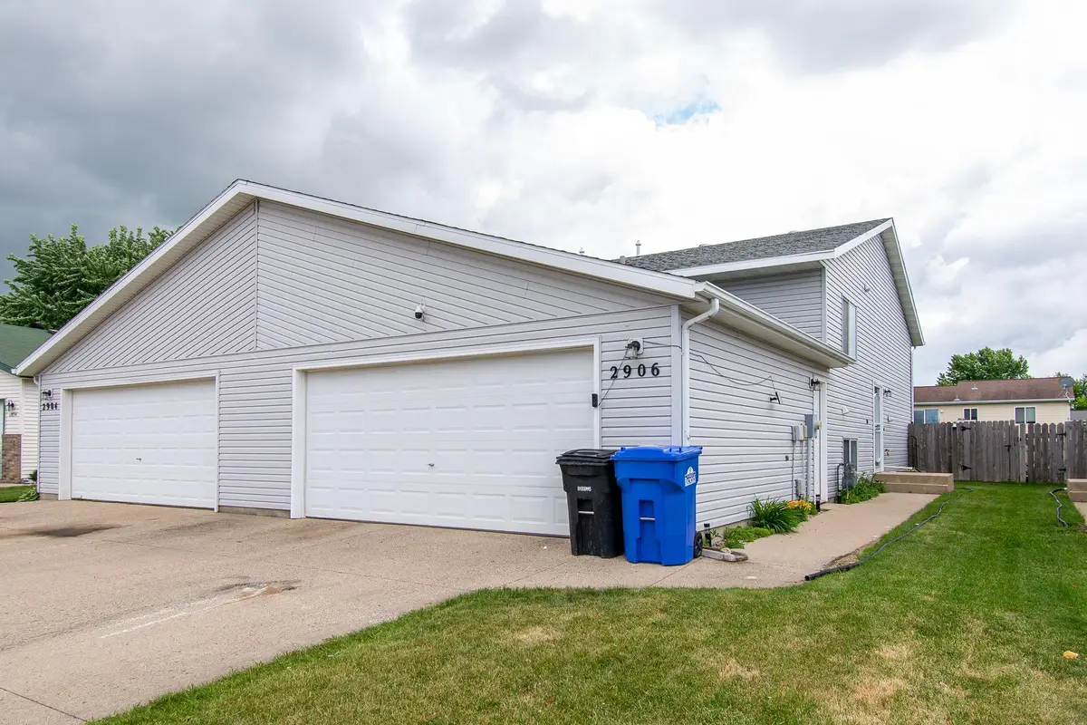 2906 Dakota Park Circle S, Fargo, ND 58104 - #1