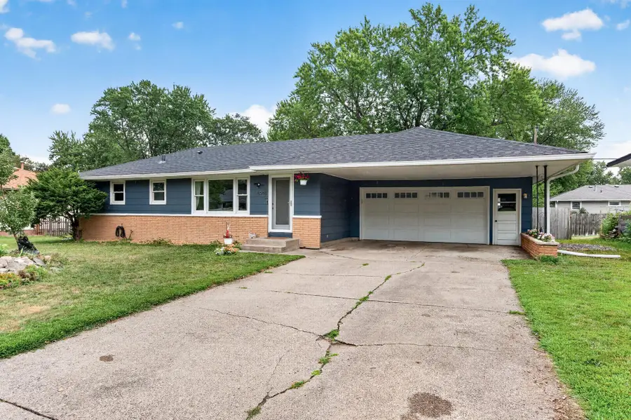 5948 Cavell Avenue N, New Hope, MN 55428 - #2