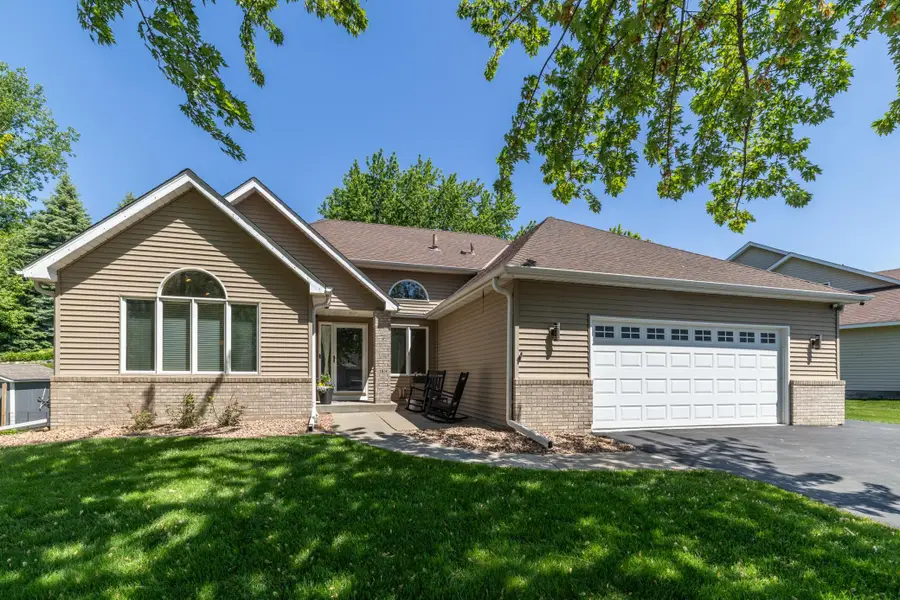 1104 Falls Curve, Chaska, MN 55318 - #2