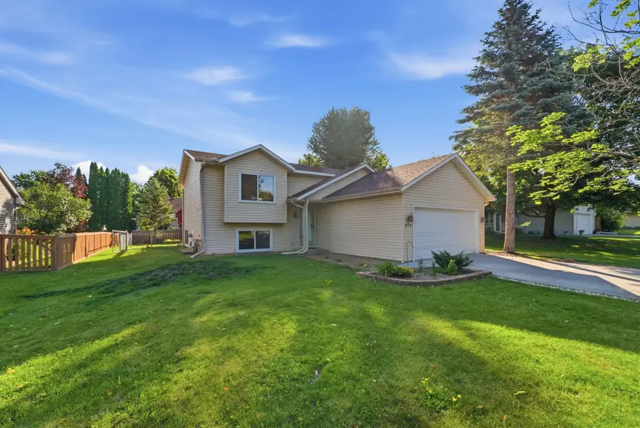 975 Savannah Road, Eagan, MN 55123 - #2