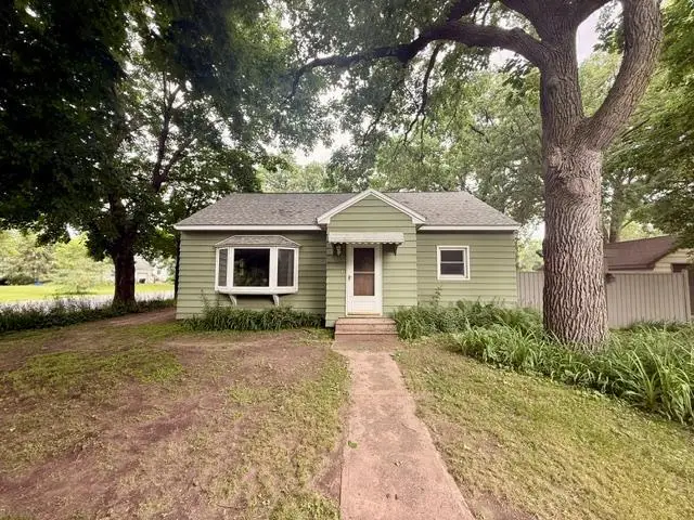 614 8th Avenue Sw, Little Falls, MN 56345 - #1