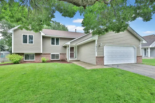 14317 Kipling Avenue S, Savage, MN 55378
