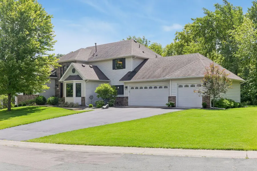 16560 Lake Ridge Drive, Maple Grove, MN 55311 - #2