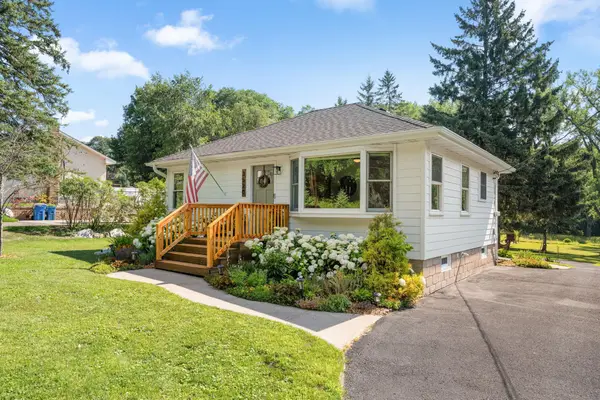3520 Edgerton Street, Vadnais Heights, MN 55127