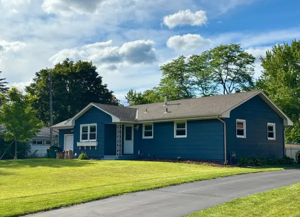 9010 60 1/2 Avenue N, New Hope, MN 55428