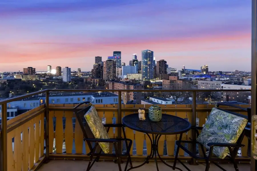 410 Groveland Avenue #1202, Minneapolis, MN 55403 - #2