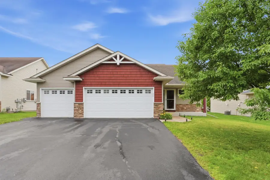 182 Ardennes Avenue Ne, Shakopee, MN 55379 - #2
