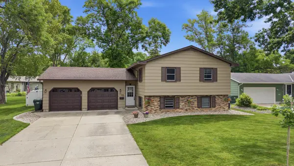 715 Sunset Street Sw, Hutchinson, MN 55350