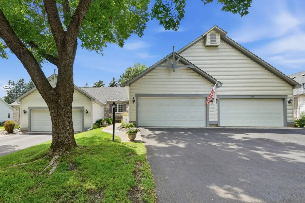 2714 Lake Court Drive #100, Mounds View, MN 55112 - #1