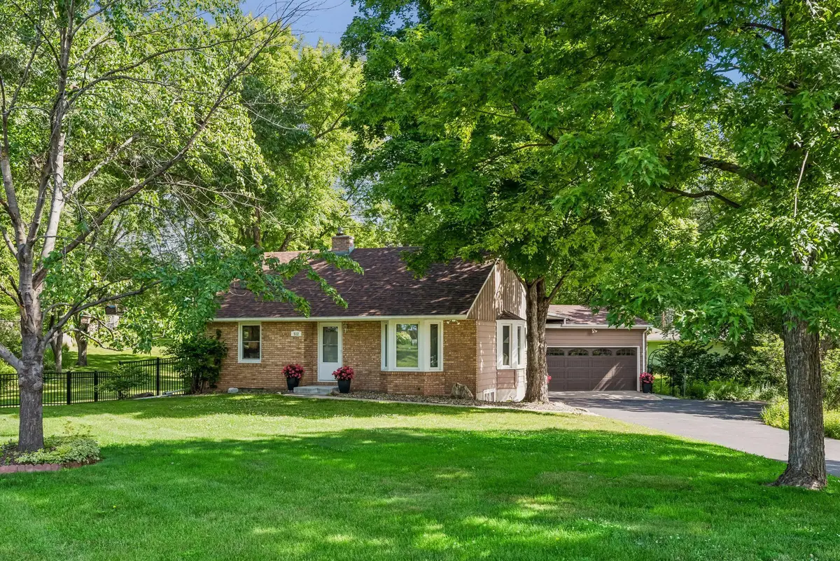 512 Mission Road W, Bloomington, MN 55420 - #1