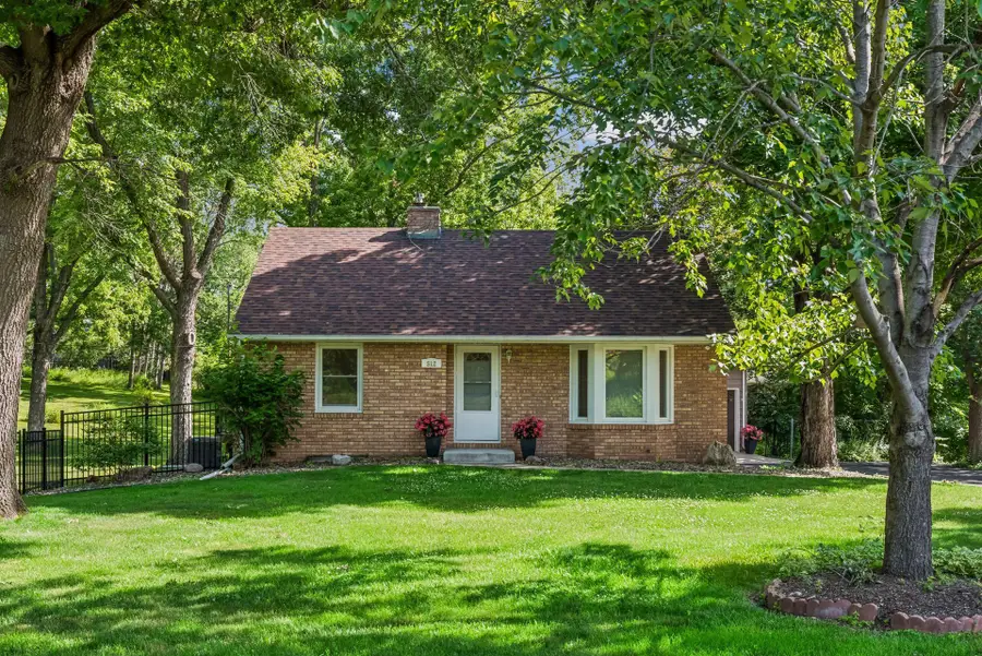 512 Mission Road W, Bloomington, MN 55420 - #2