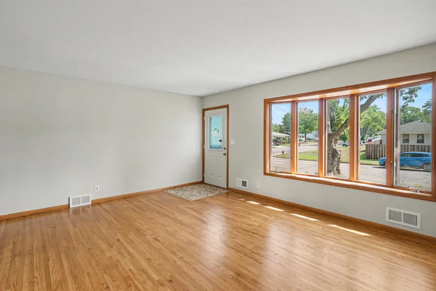 1431 Dayton Avenue, Saint Paul Park, MN 55071 - #3