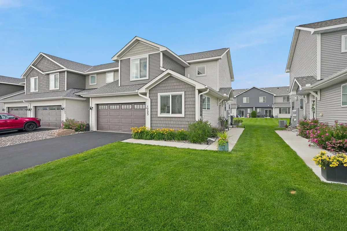 1723 Southpoint Lane, Hudson, WI 54016 - #1