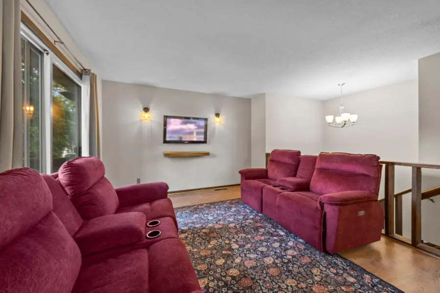 2227 Old County Road 34 Place, Burnsville, MN 55337 - #2