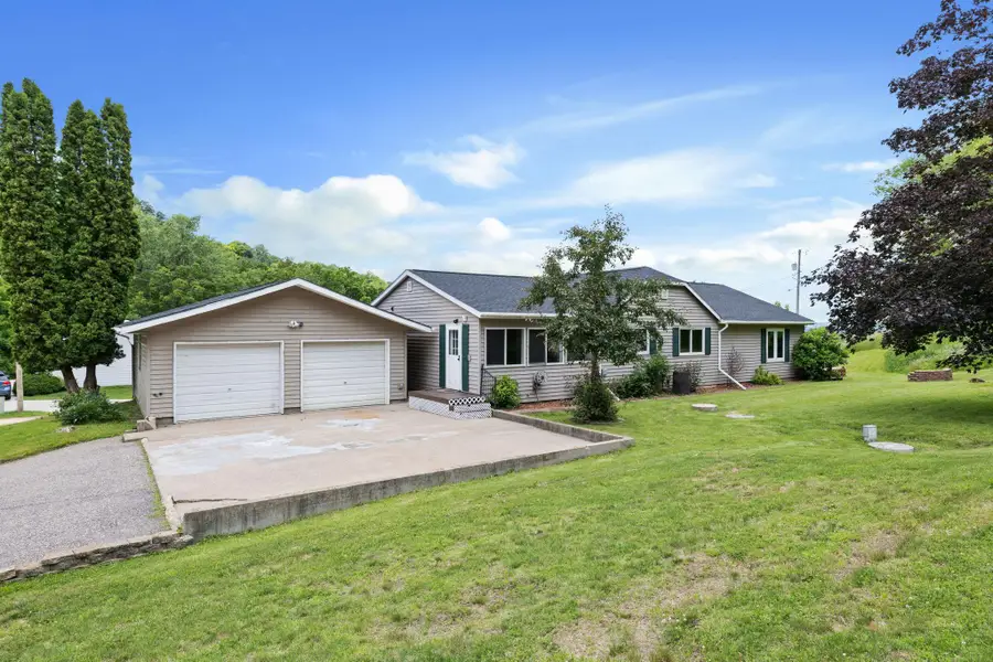 46825 Oak Hill Lane, La Crescent, MN 55947 - #2