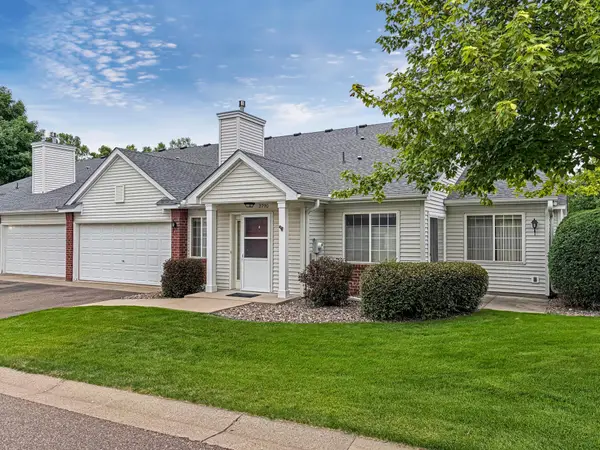 2790 87th Street E #11, Inver Grove Heights, MN 55076