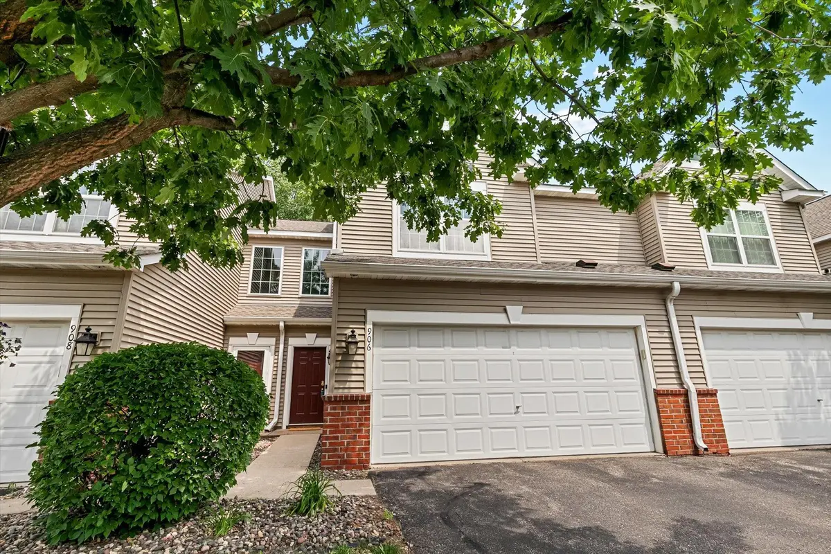 906 Village Parkway, Circle Pines, MN 55014 - #1