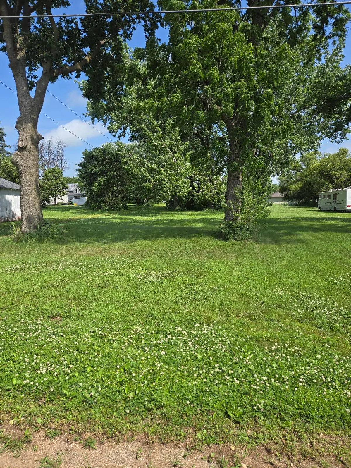 300 W 2nd Street, Sherburn, MN 56171 - #1