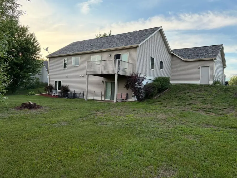 1205 Wendover Street Nw, Isanti, MN 55040 - #3