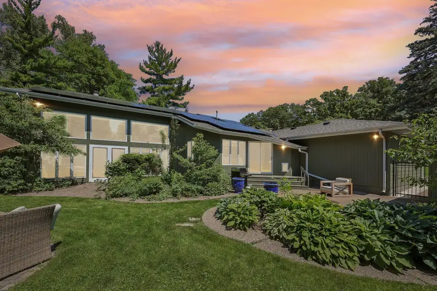 2955 Regent Avenue N, Golden Valley, MN 55422 - #3