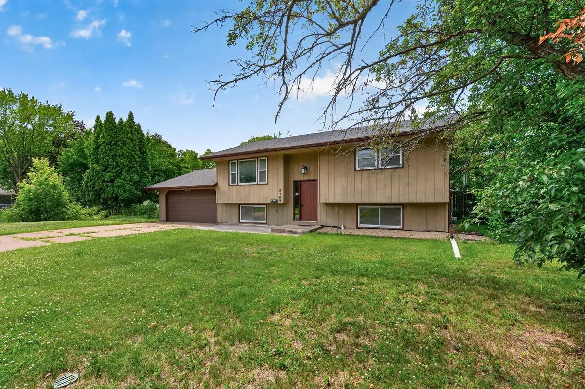 6709 Colorado Avenue N, Brooklyn Park, MN 55429 - #1