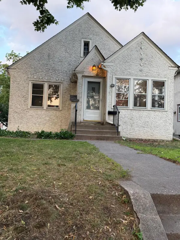 3841 29th Avenue S, Minneapolis, MN 55406